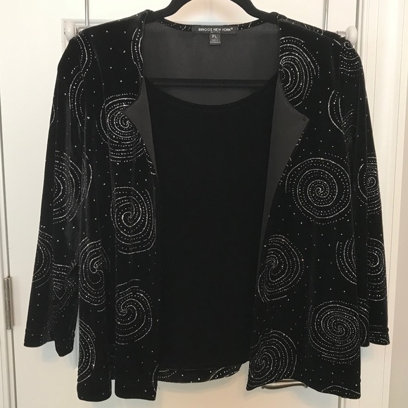Briggs New York Jackets & Blazers - Dressy Briggs NY black velour faux 2-piece with glittery silver swirls (PL)